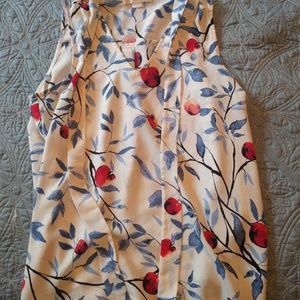 Floral sleeveless blouse